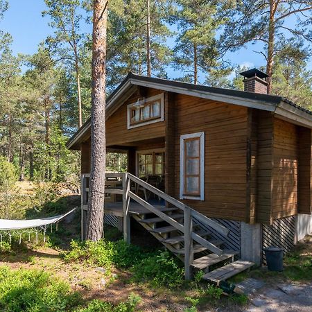 Kalanti Pinetree Cottages Cozy Log Cabin מראה חיצוני תמונה